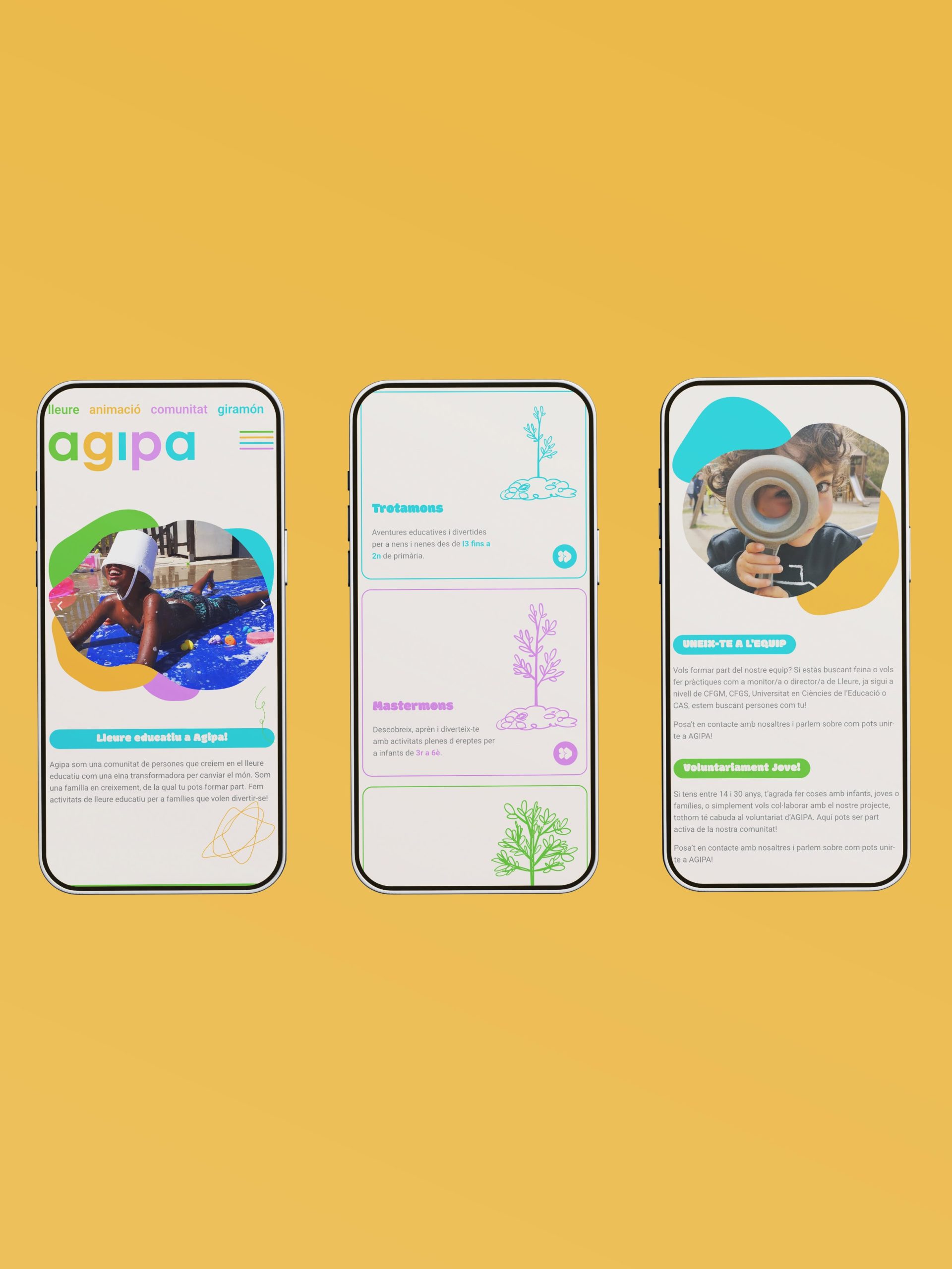 Mockup en mòbil de la nova web d'Agipa dissenyada per Sarau Estudi, amb la portada, les activitats de lleure educatiu i l'apartat d'equip i voluntariat